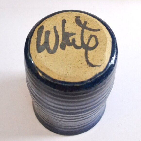 Set Of Four Handmade Pottery Tumblers Blue In Color Maker's Name On Bottom - Picture 4 of 4